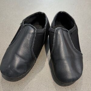 Kids Black Jazz Shoes size 8